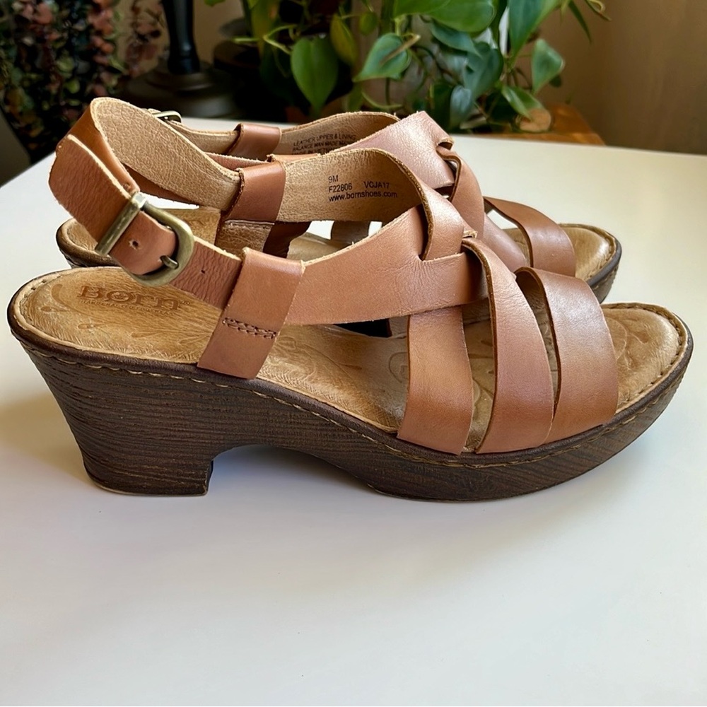 Born Tan Leather Wedge Sandals